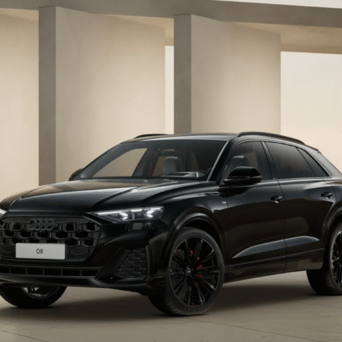 Audi Q8 S-line Black